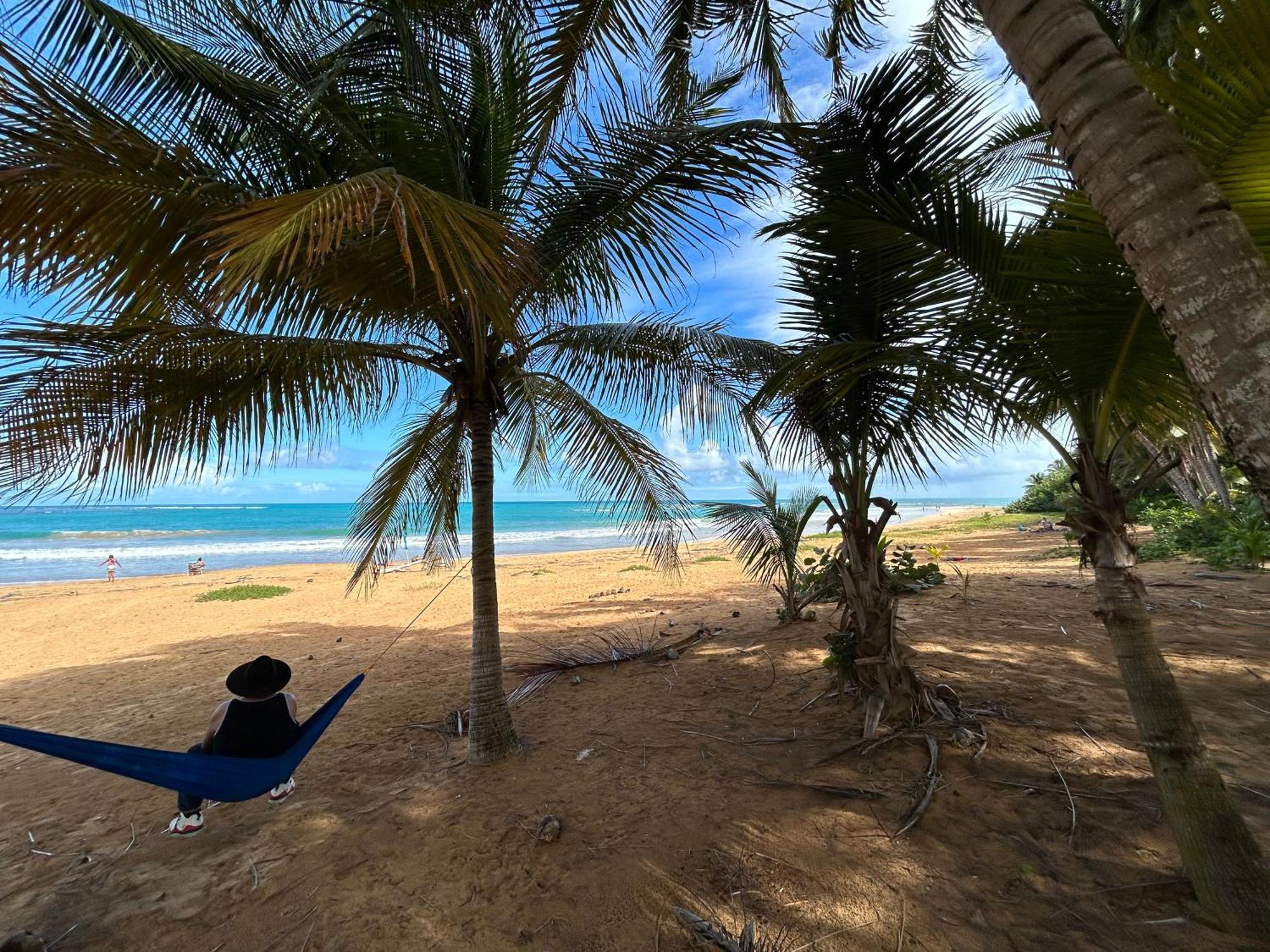 Luquillo Beach & Ocean Breeze Buitenkant foto